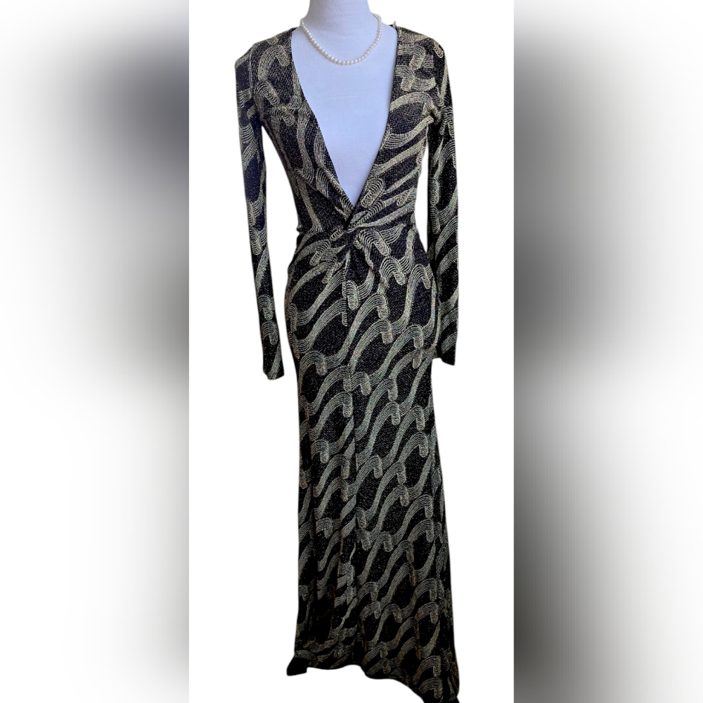 Monaco women's gold glitter print deep V-neck long gown black & gold size Medium